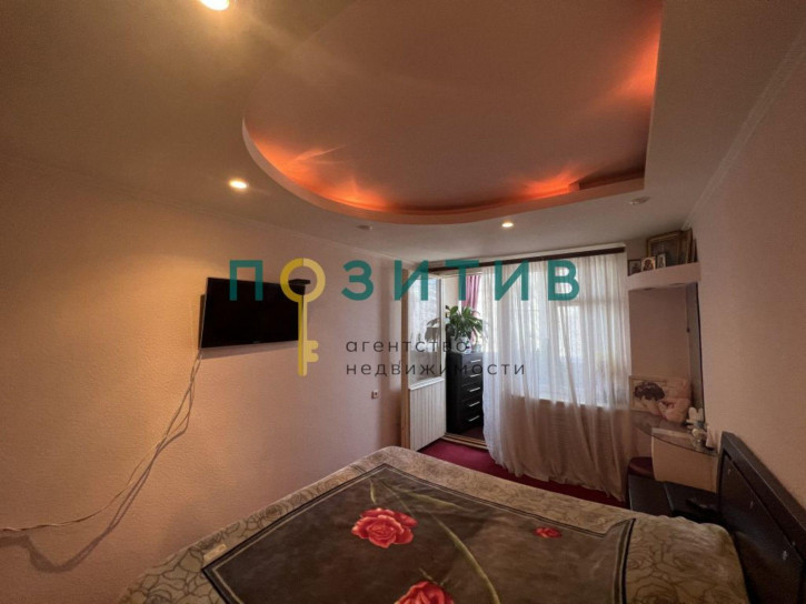 2-комн квартира Долина Роз ул, 1