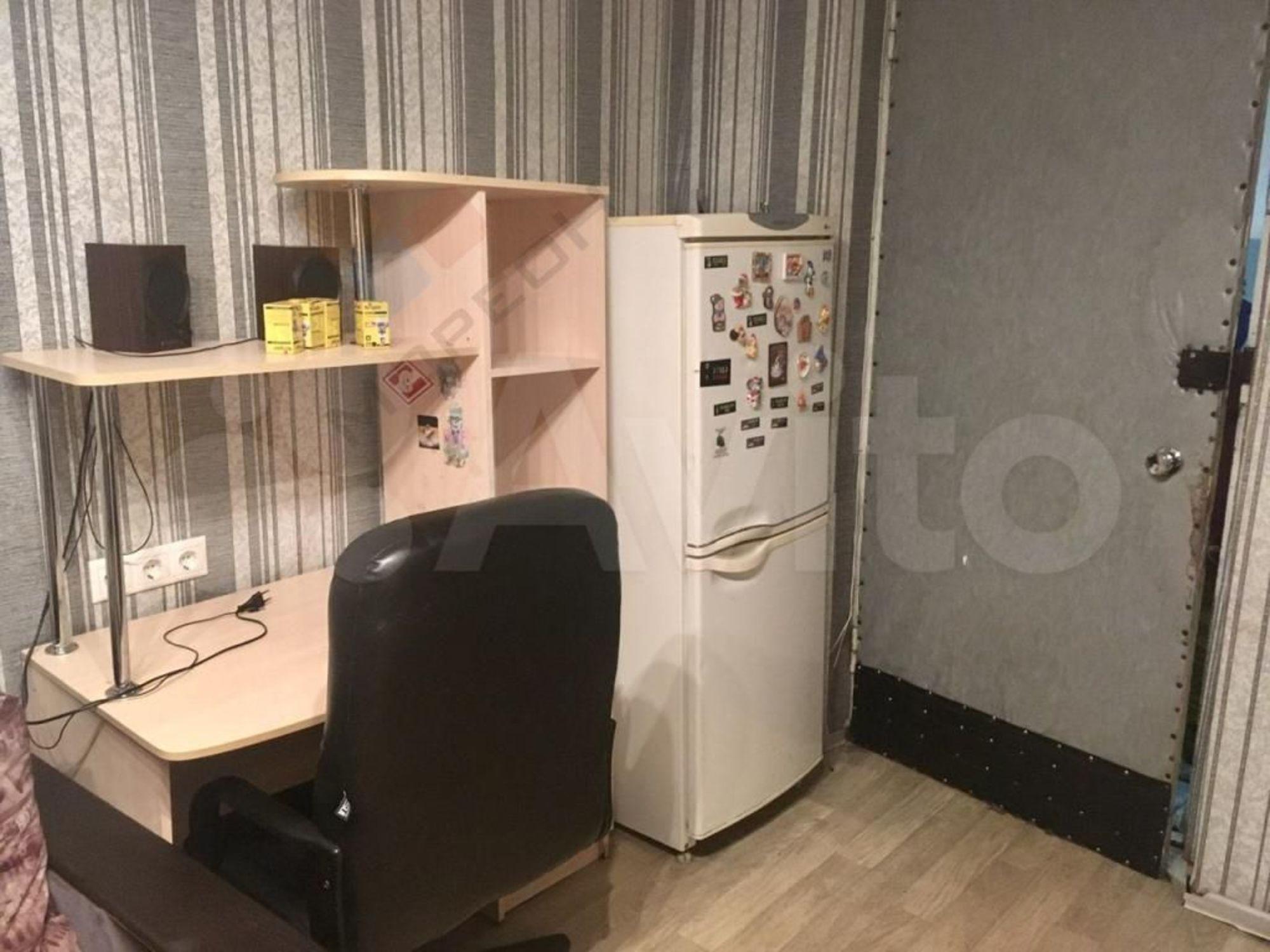 Купить комнату за 1 800 000 рублей на Коммунаров ул, 46