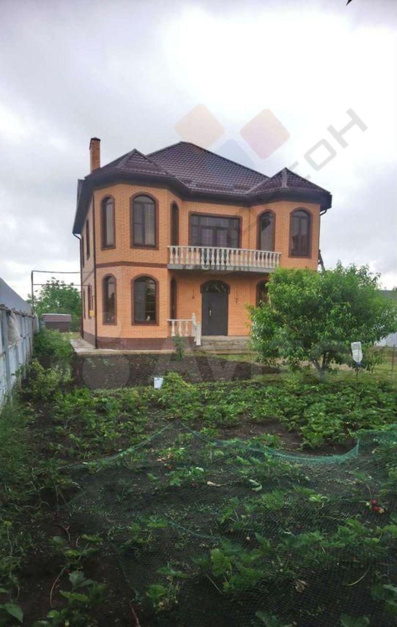 Купить дачу, дом, коттедж за 19 000 000 рублей на Таманская ул, 30