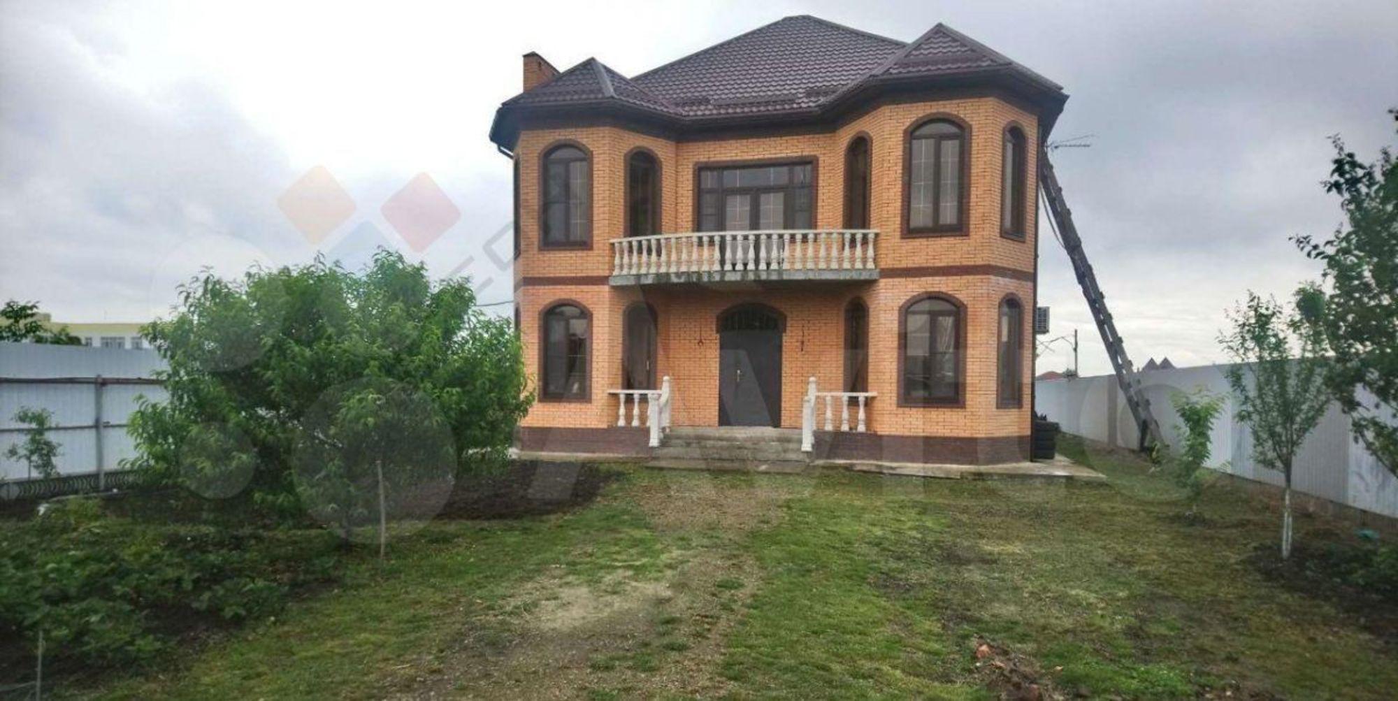 Купить дачу, дом, коттедж за 19 000 000 рублей на Таманская ул, 30