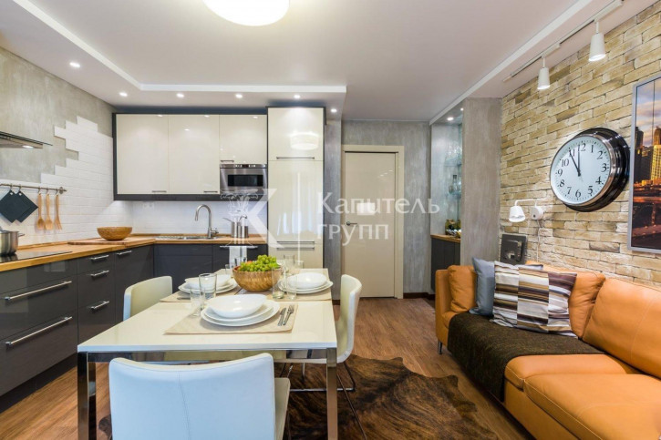3-комн квартира ул Тимофея Чаркова, 81