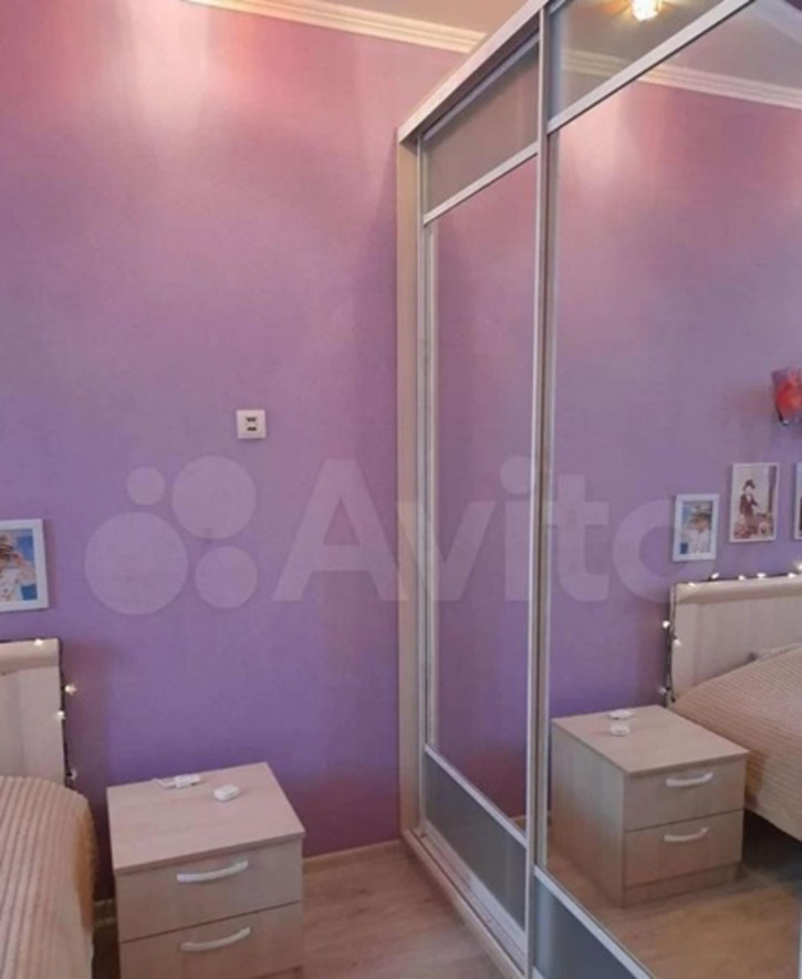 4-комн квартира Комарова улица, 101