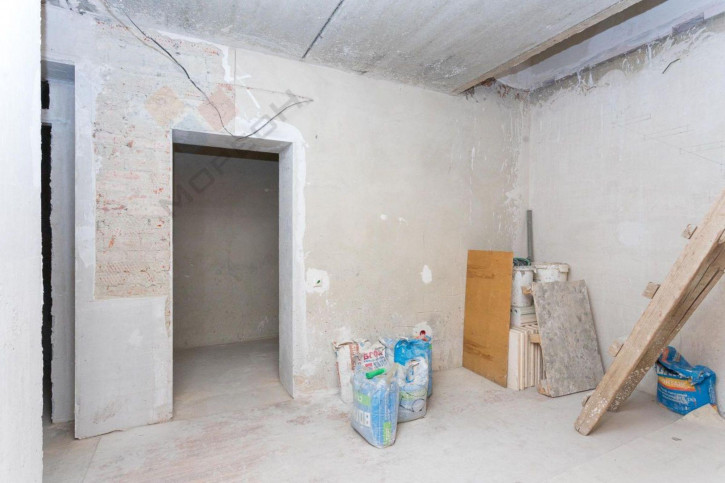 3-комн квартира Ивана Рослого ул, 18к2