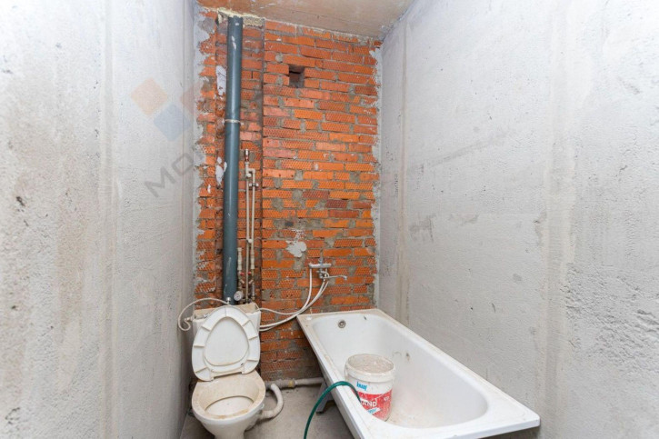 3-комн квартира Ивана Рослого ул, 18к2