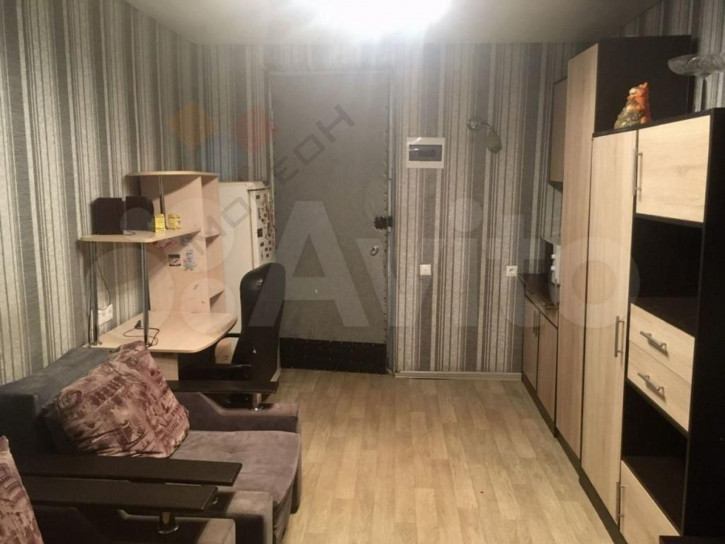 Комната Коммунаров ул, 46