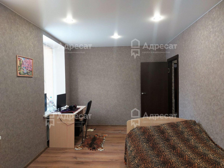 3-комн квартира ул. Германа Титова,  д.8
