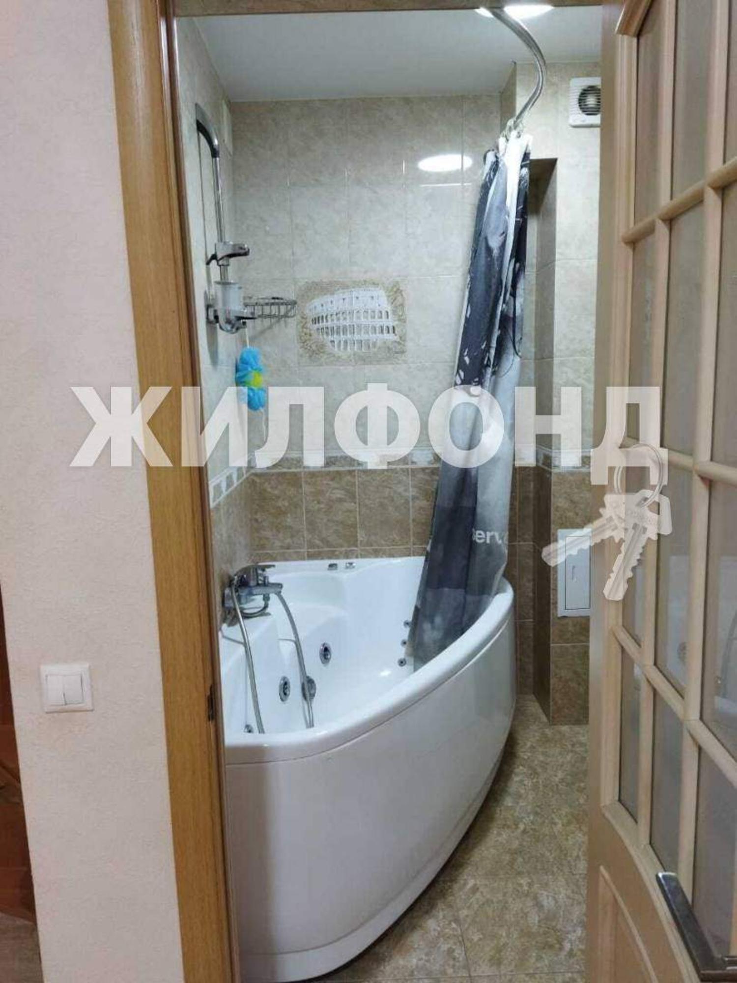 Купить квартиру за 9 800 000 рублей на Гончарова улица, д.14
