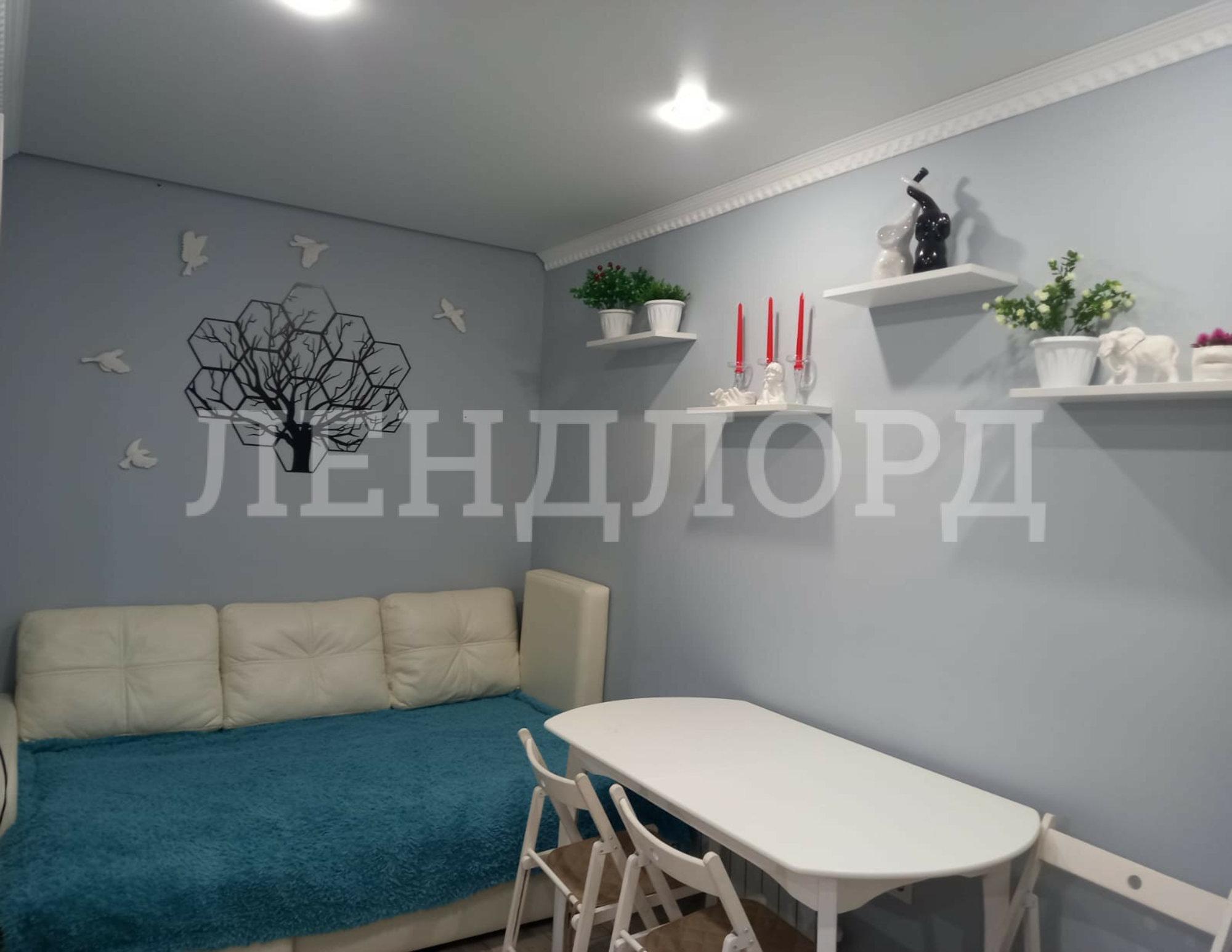Купить квартиру за 8 000 000 рублей на Очаковская улица, 39