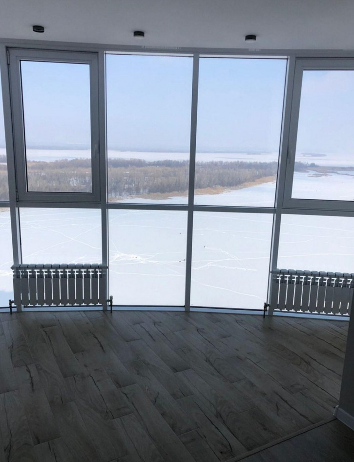 3-комн квартира в новом доме Пристанская 85