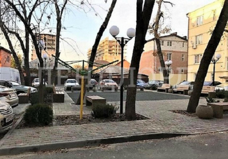 2-комн квартира улица 28-я Линия, 59