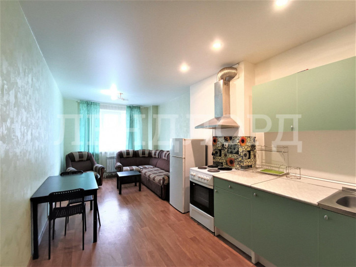 2-комн квартира улица Пацаева, 18