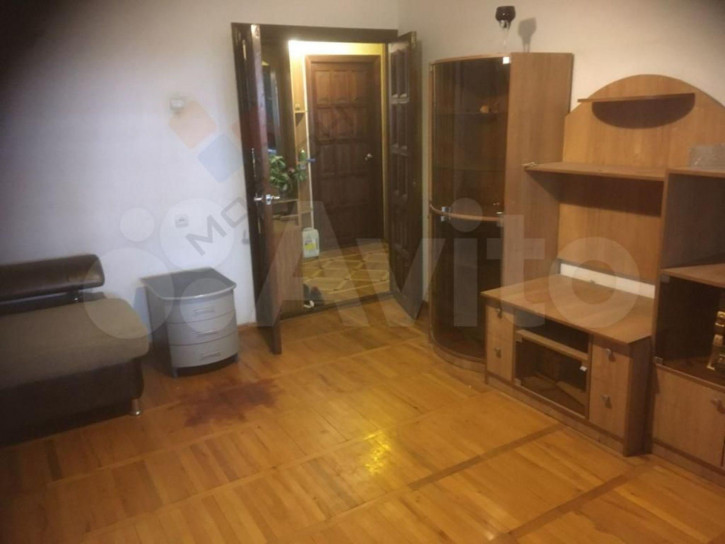 4-комн квартира Красная ул, 16