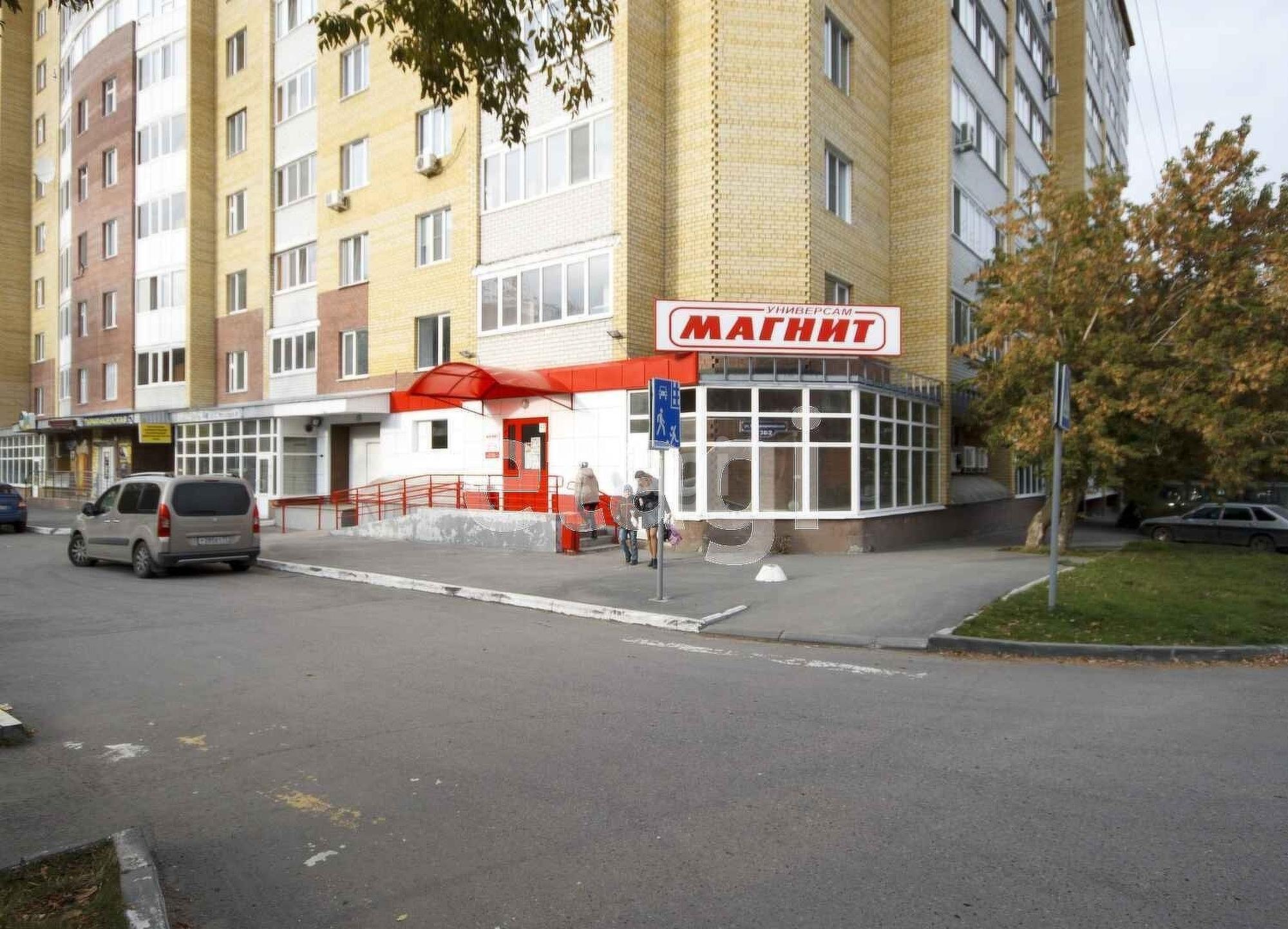 Купить торговое помещение за 15 000 000 рублей на Интернациональная 138