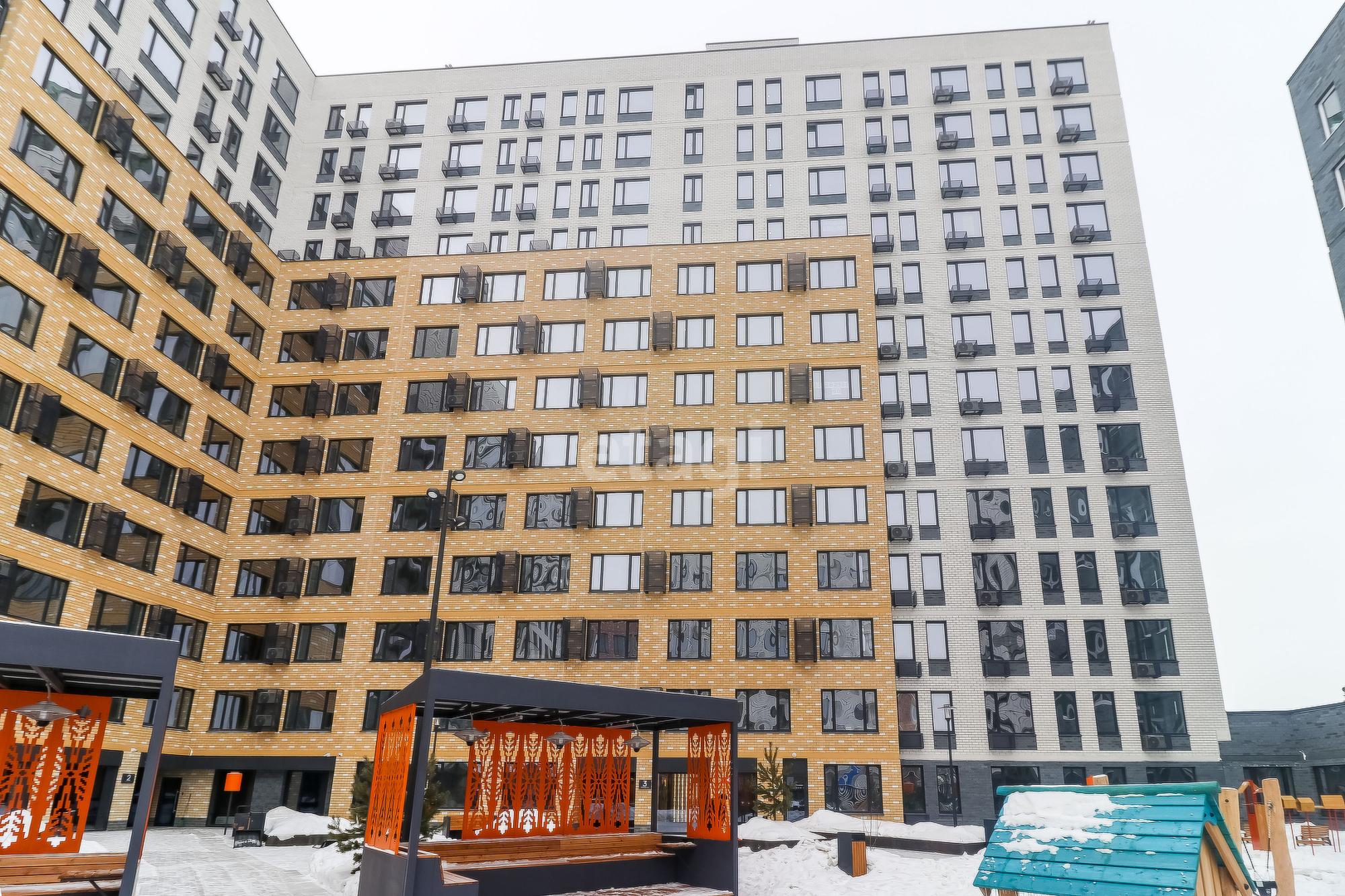 Купить торговое помещение за 15 900 000 рублей на Новоселов 105