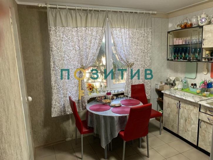 3-комн квартира Февральская ул, 89к2