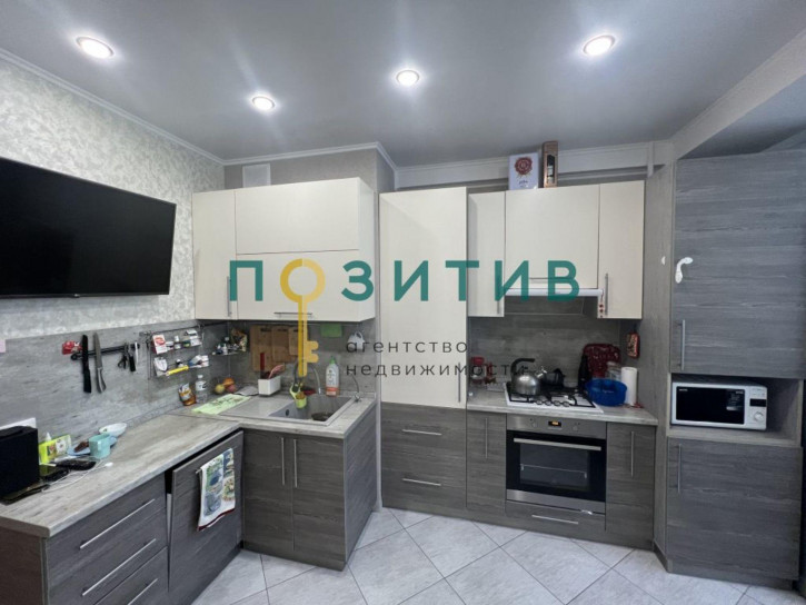 2-комн квартира Никольская ул, 21/1