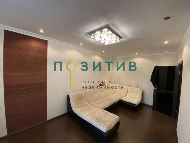2-комн квартира Розы Люксембург ул, 42