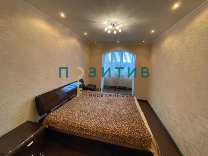 2-комн квартира Розы Люксембург ул, 42
