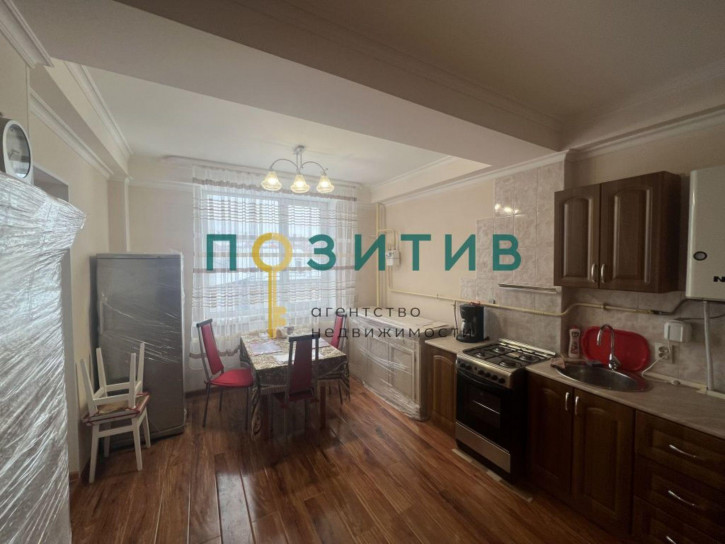 1-комн квартира Радужная ул, 2