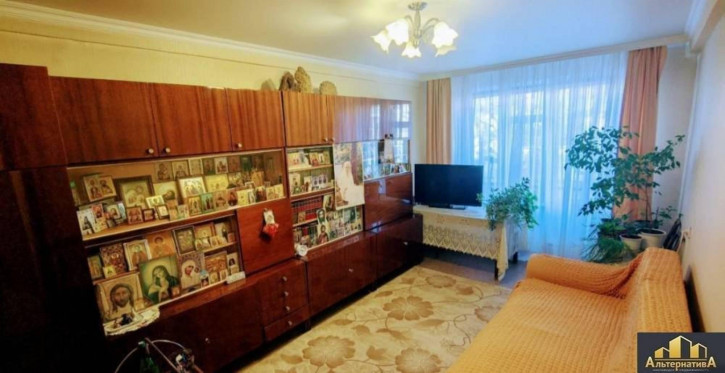 2-комн квартира Героев Медиков ул.
