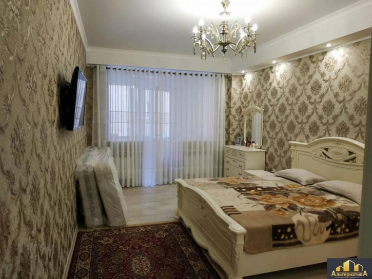 3-комн квартира Октябрьская ул.