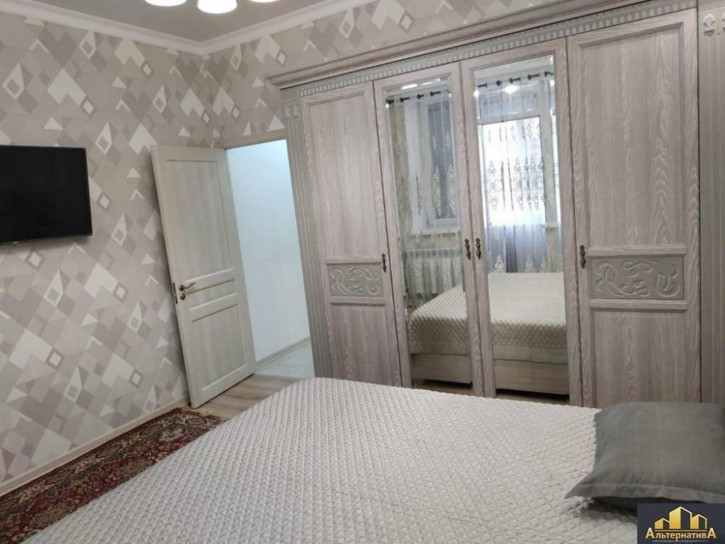 3-комн квартира Октябрьская ул.
