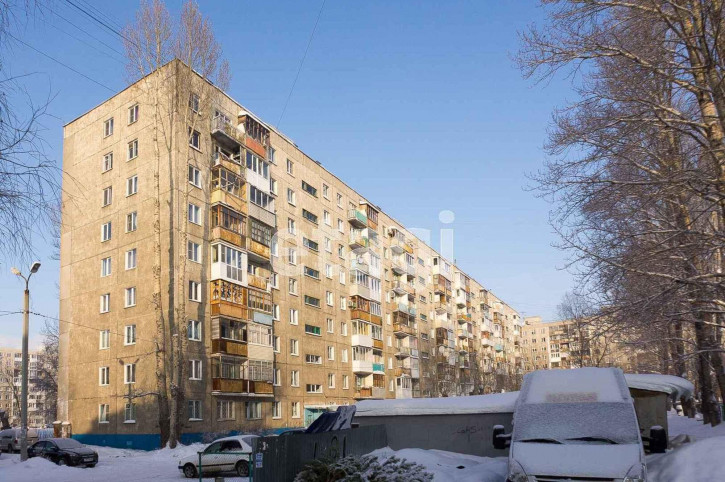 3-комн квартира Заозёрная, 1