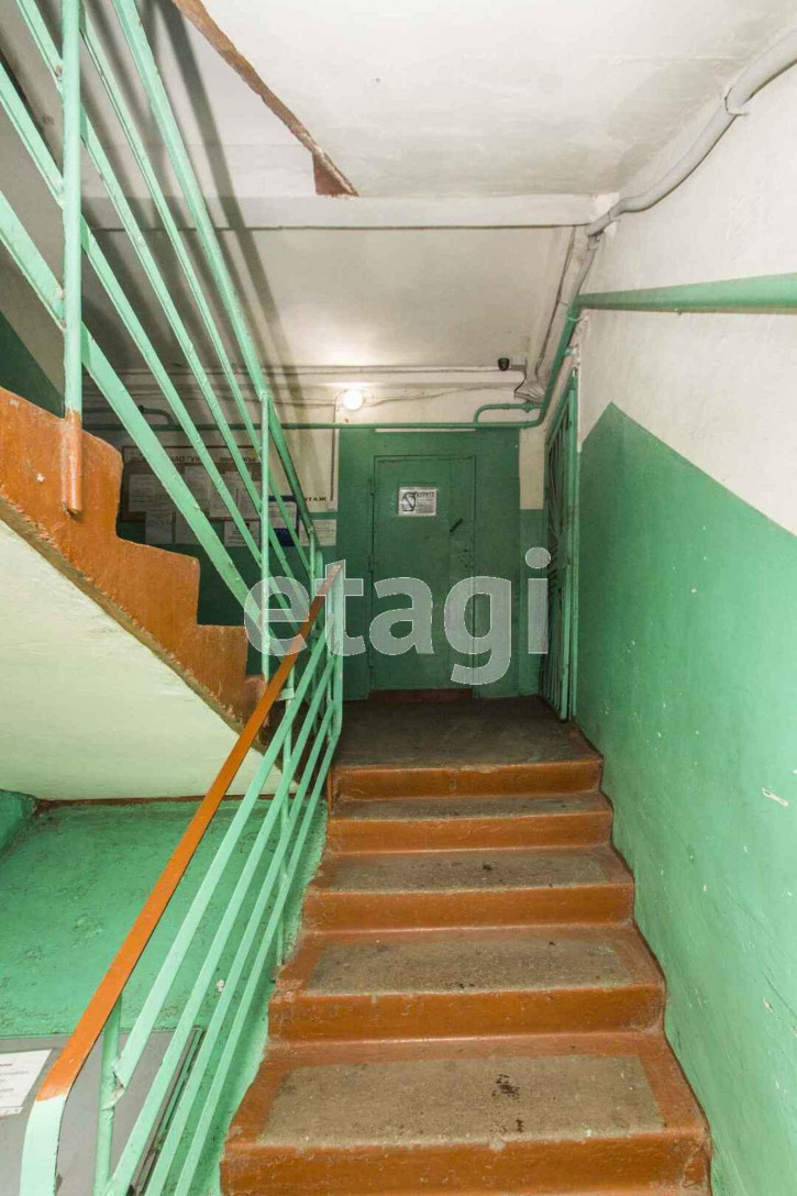 3-комн квартира Заозёрная, 1