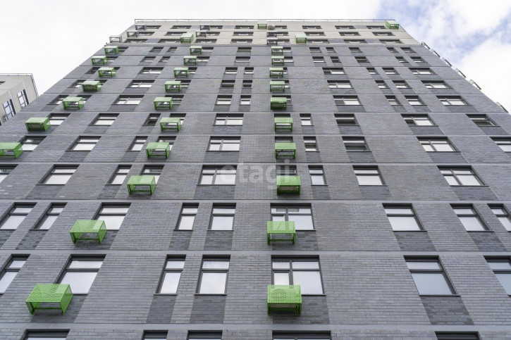 2-комн квартира Первооткрывателей, 10