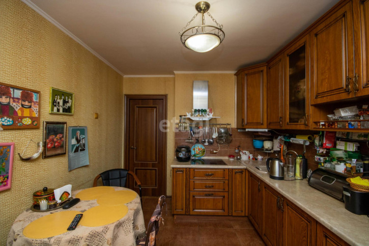 3-комн квартира Заречный проезд, 37
