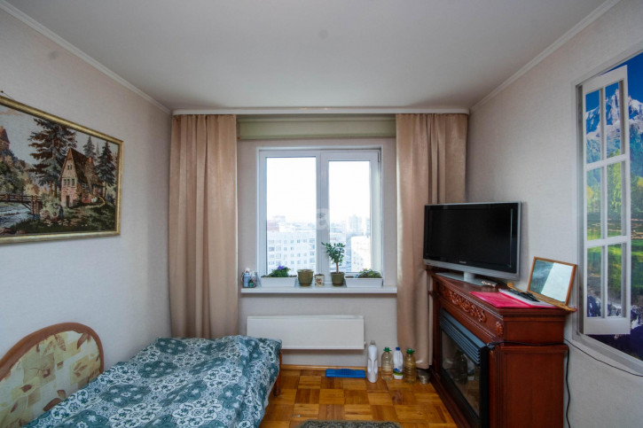 3-комн квартира Заречный проезд, 37
