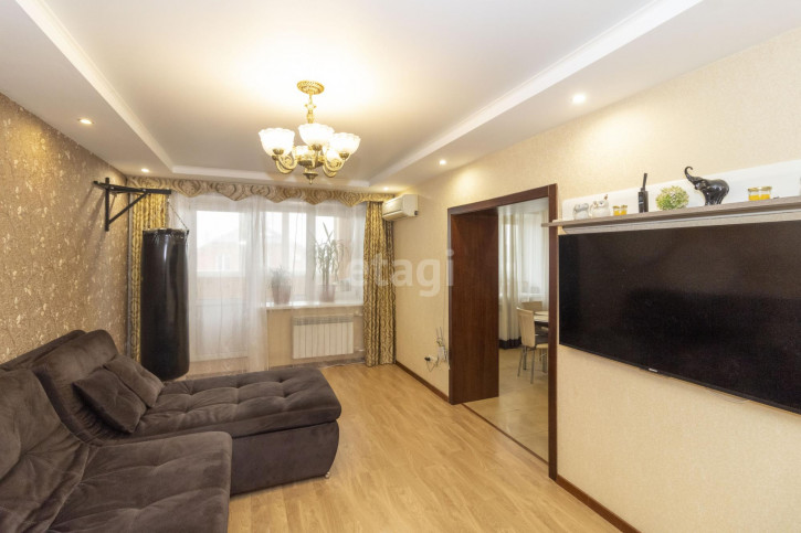 2-комн квартира Самарцева, 3