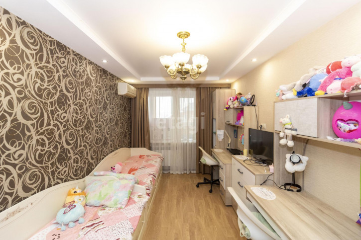 2-комн квартира Самарцева, 3