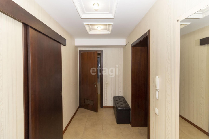 2-комн квартира Самарцева, 3