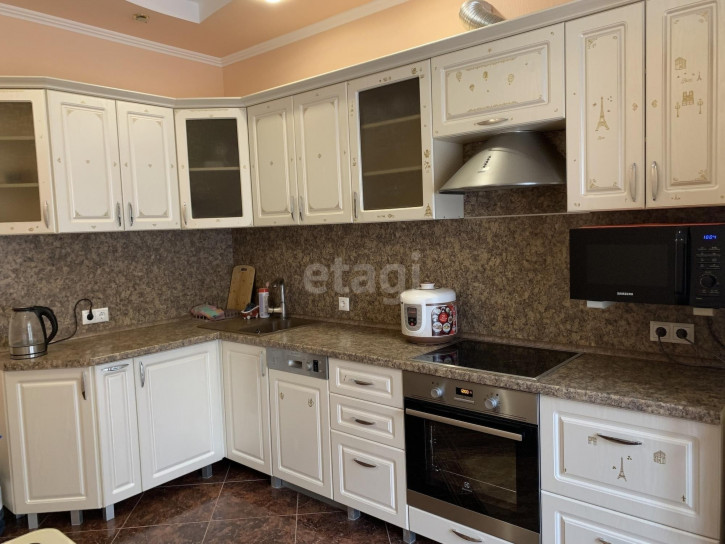 2-комн квартира Московский тракт, 85