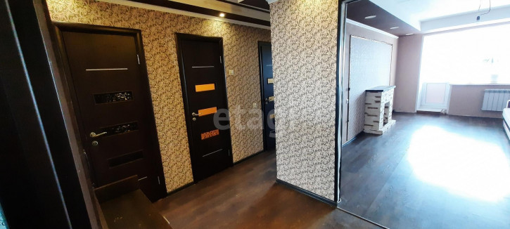 3-комн квартира Строителей, 8