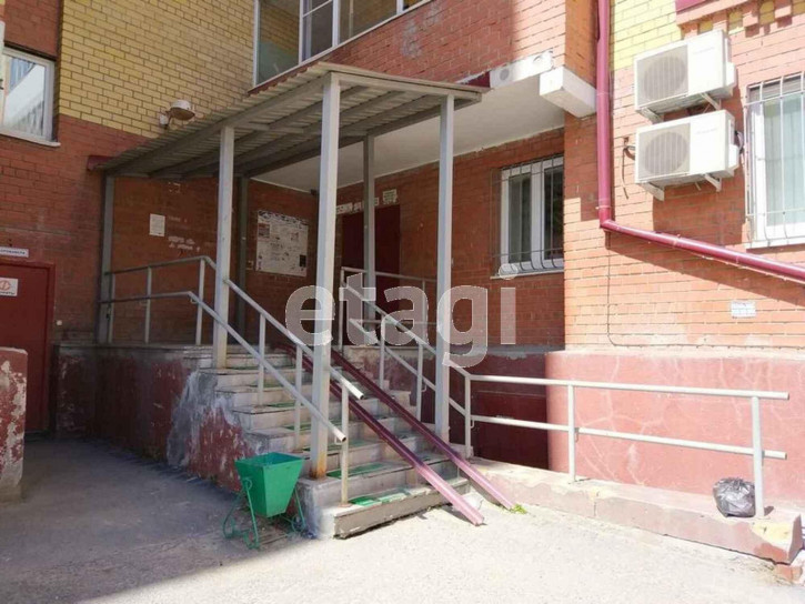 3-комн квартира Домостроителей, 34