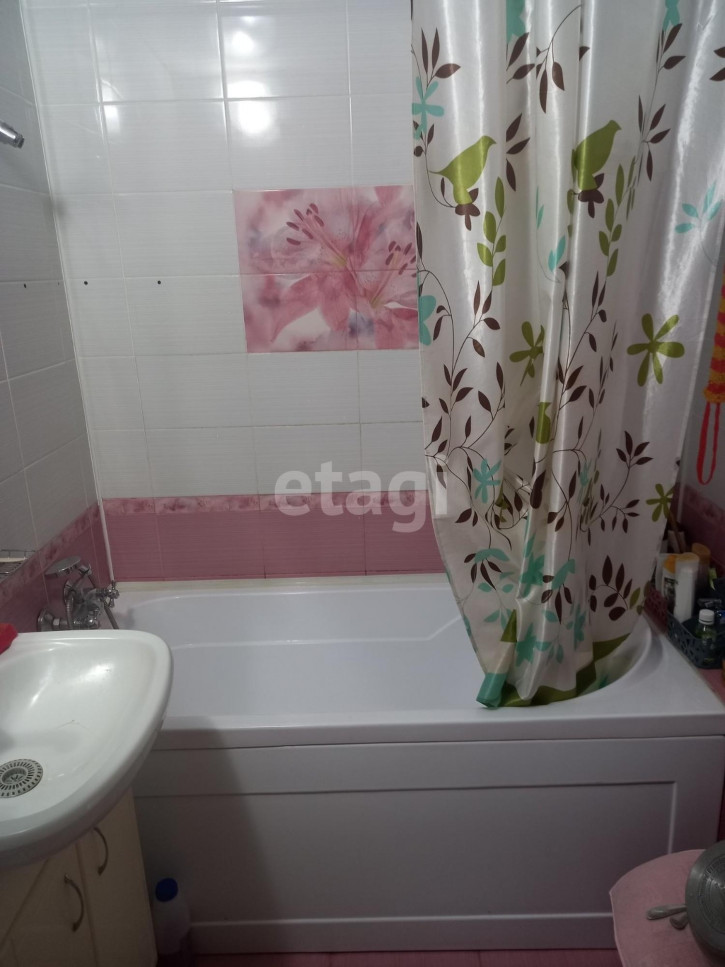 3-комн квартира Космонавтов, 8