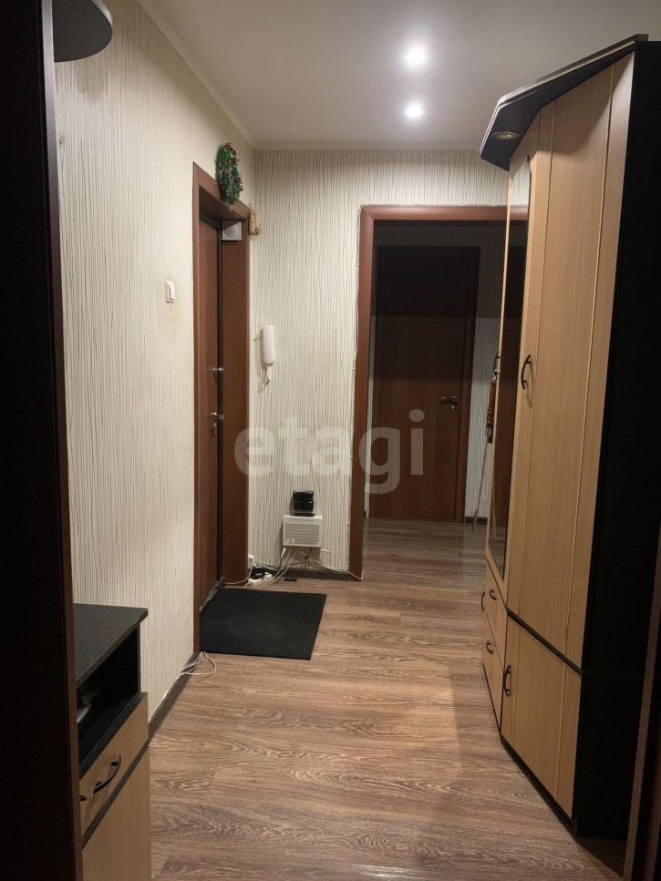 2-комн квартира Новоселов, 12/5