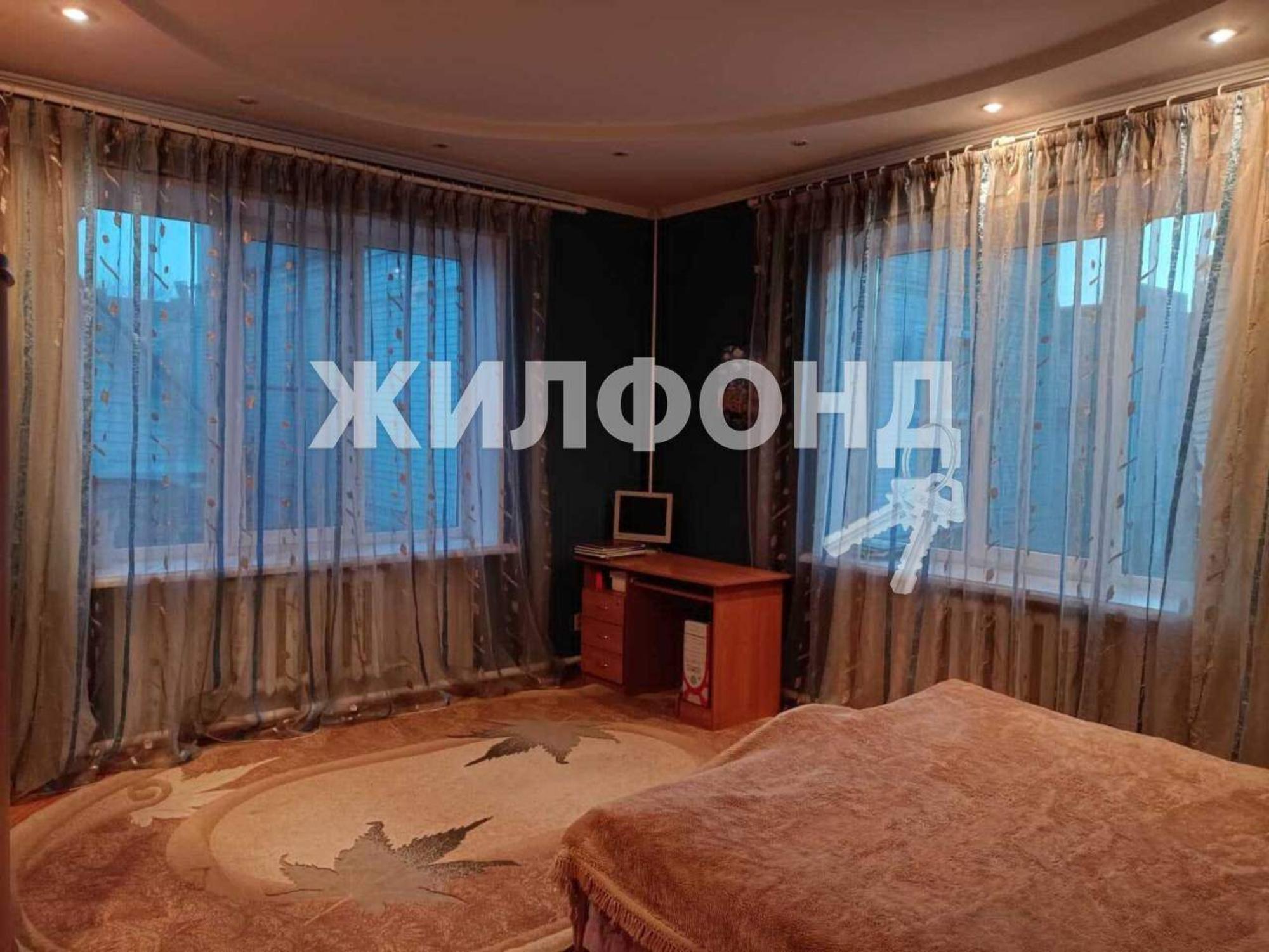 Купить дачу, дом, коттедж за 15 000 000 рублей на Зеленокумский переулок
