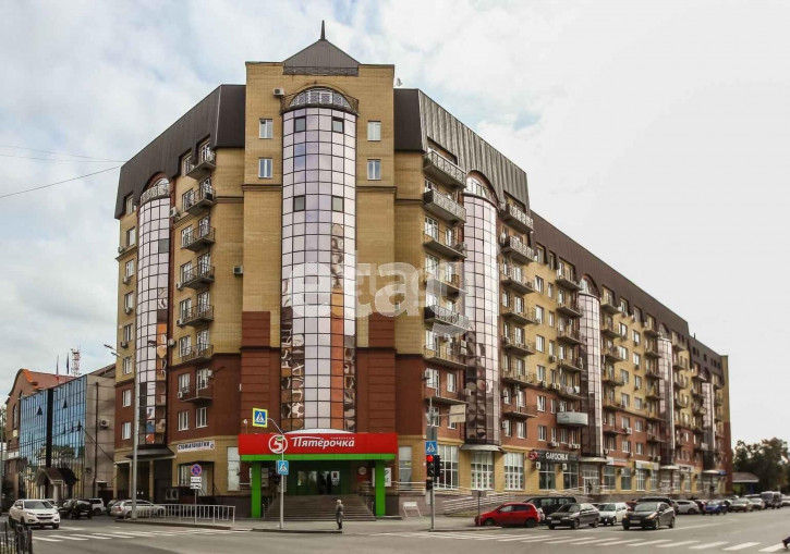 4-комн квартира Герцена, 55