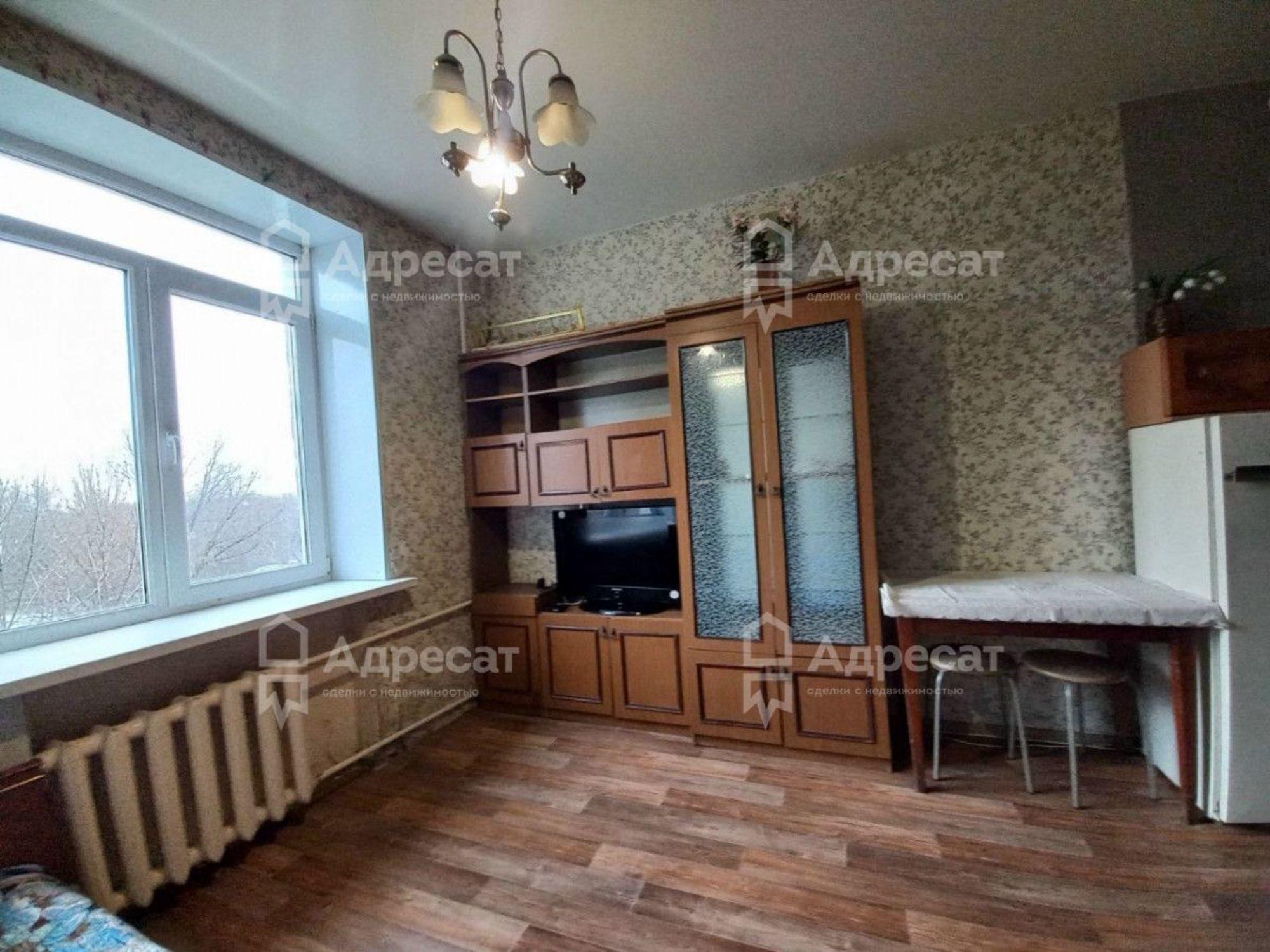 Сдать комнату за 10 000 рублей на ул. Розы Люксембург,  д.1А