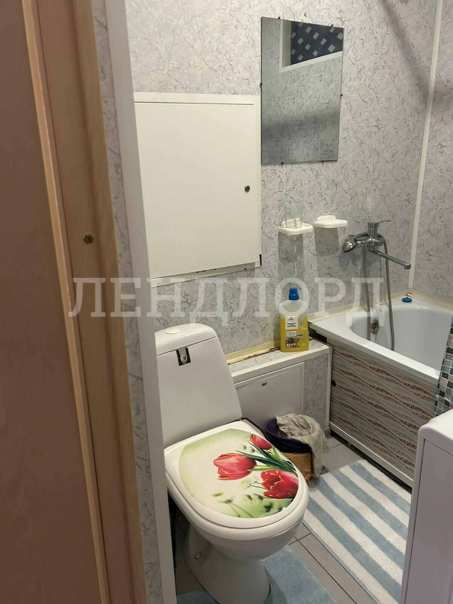 Сдать квартиру за 25 000 рублей на Рабочая площадь, 8
