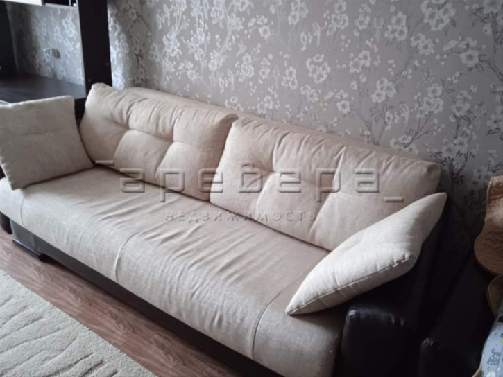 2-комн квартира 78 Добровольческой Бригады, 19