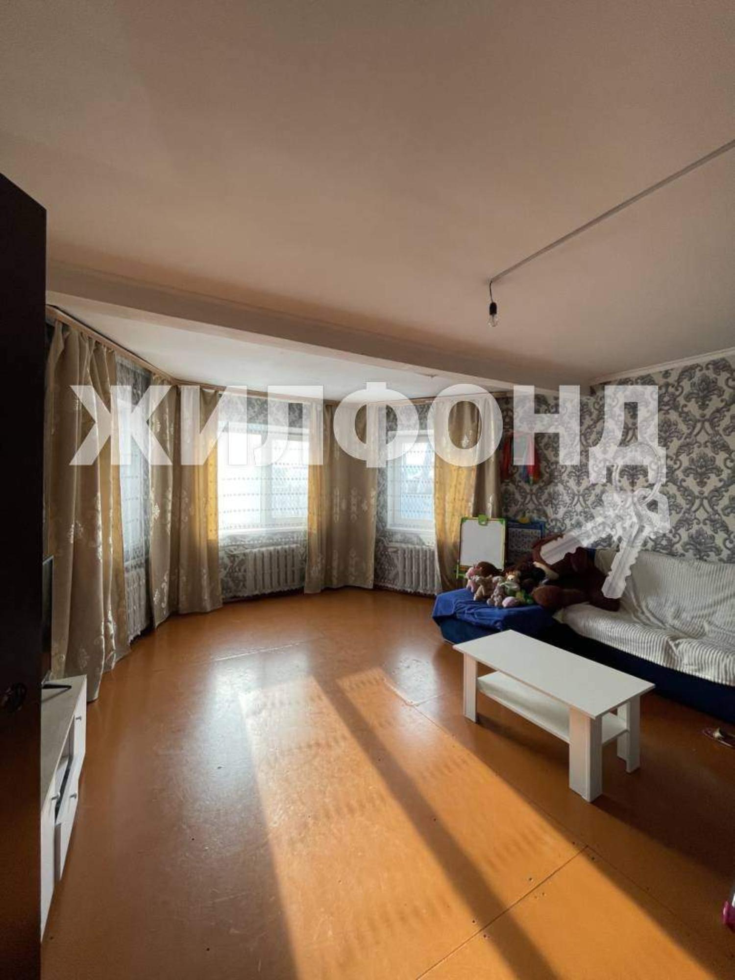 Купить дачу, дом, коттедж за 10 000 000 рублей на Луговая улица