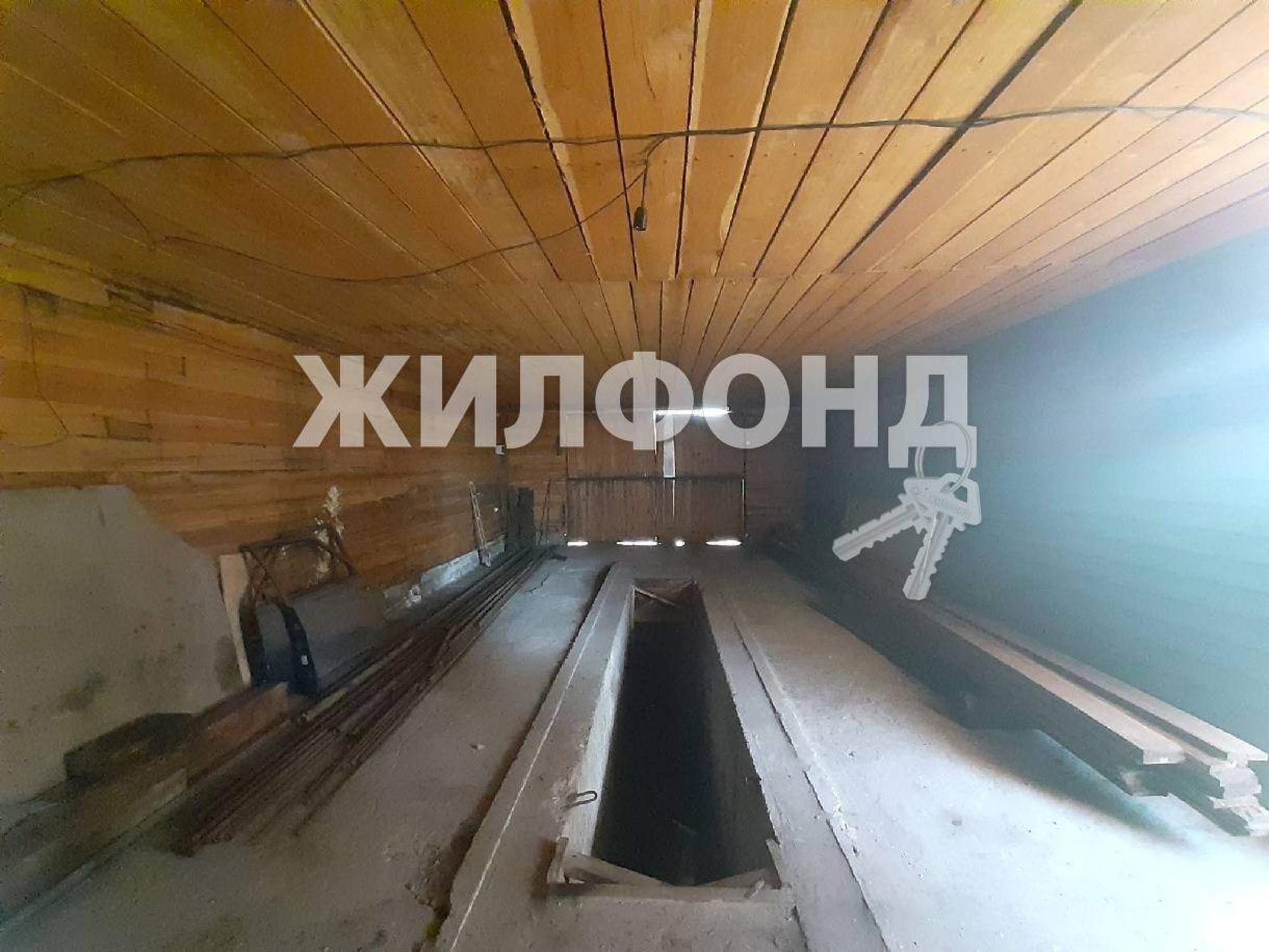 Купить дачу, дом, коттедж за 10 000 000 рублей на Луговая улица