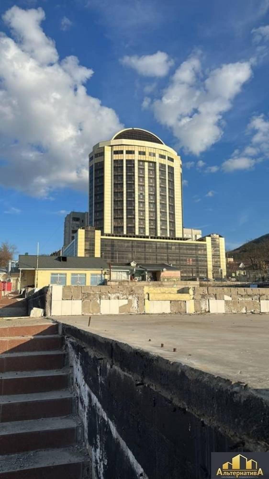 Купить помещение свободного назначения за 35 000 000 рублей на Пастухова ул.