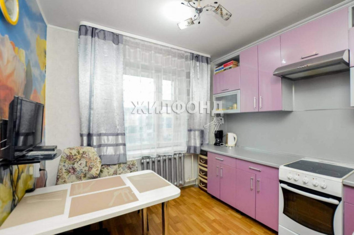5-комн квартира 16А микрорайон, д.54
