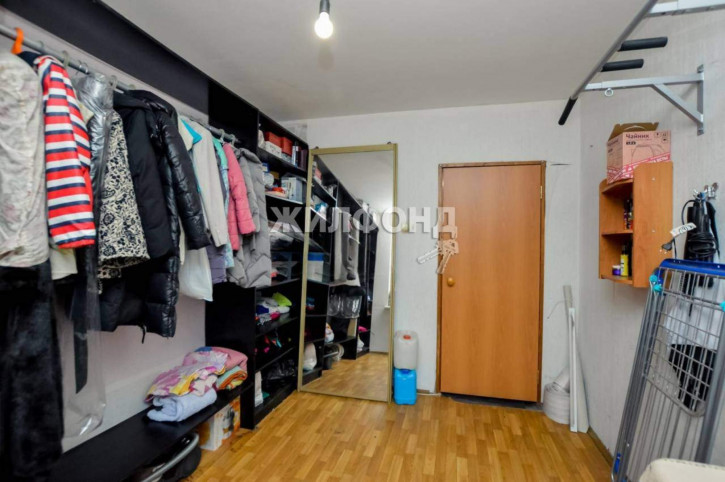 5-комн квартира 16А микрорайон, д.54