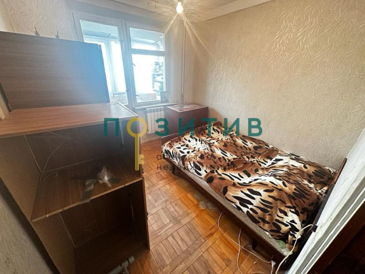 3-комн квартира Пирогова ул, 12/14